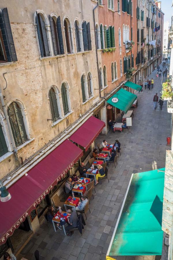 A La Pescaria Studios Venezia Eksteriør bilde